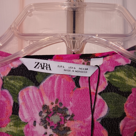 Zara Hot Pink and Black Floral Puff Shoulder Wrap Blouse. Size L. NWT! - Picture 9 of 12